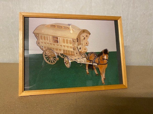 Foto in lijst met glas van een Zigeuner Woonwagen, Ophalen of Verzenden, Minder dan 50 cm, Foto of Poster