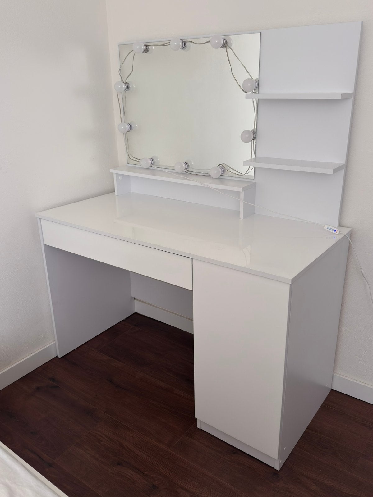 Witte kaptafel met Hollywood spiegel en verlichting, Huis en Inrichting, Ophalen of Verzenden, Zo goed als nieuw, 50 tot 100 cm