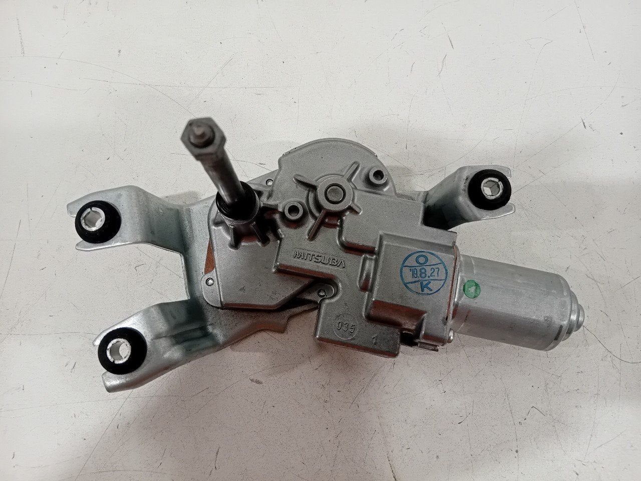 Ruitenwissermotor achter BMW 1 serie, Onderdelen@venauto.nl, Van der Ven Autorecycling B.V., Gebruikt, Ettenseweg 76, 4706 PB Roosendaal, The Netherlands