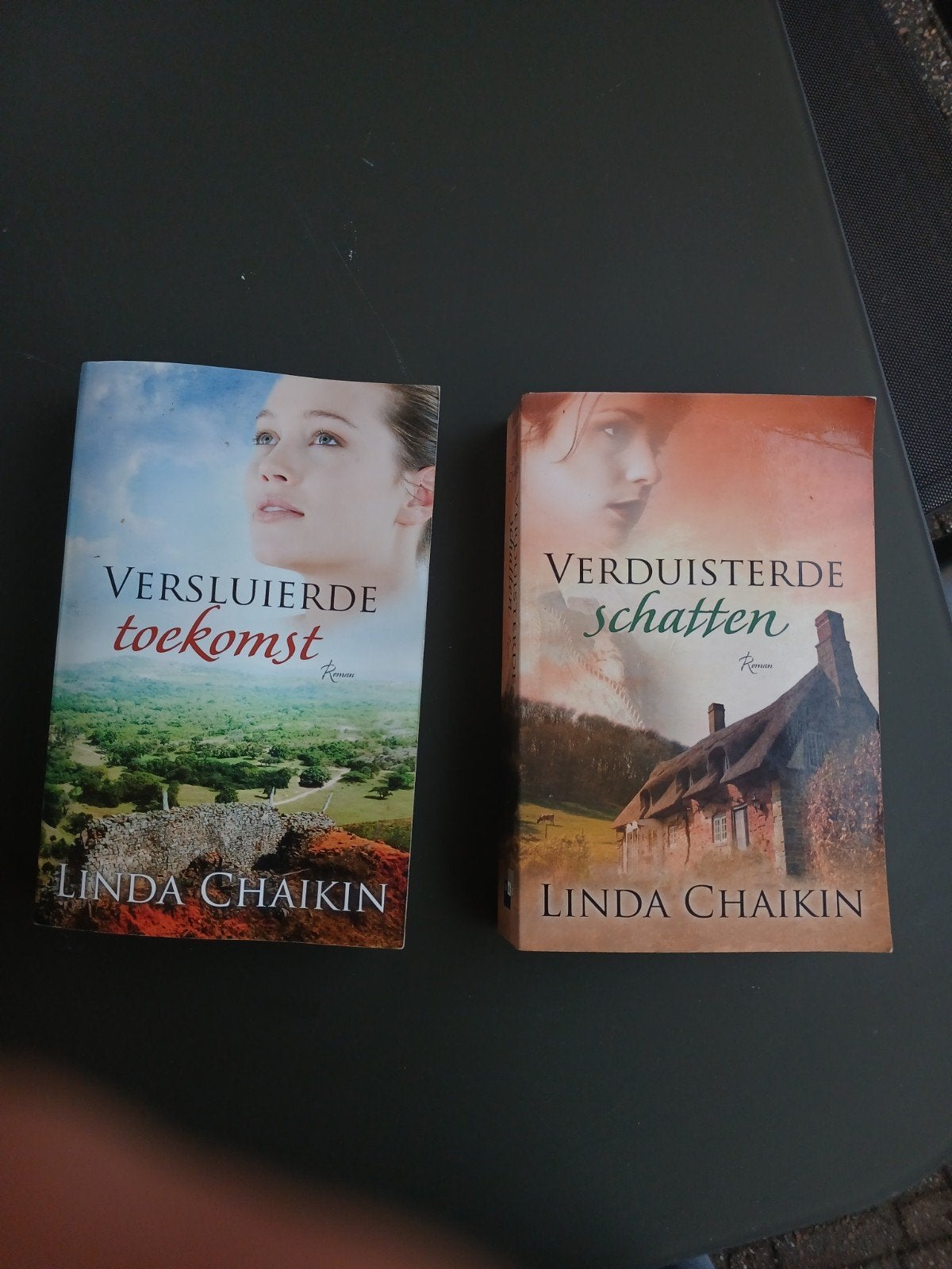 Linda Chaikin - Versluierde Toekomst & Verduisterde Schat, Ophalen of Verzenden, Gelezen, Linda Chaikin, Nederland