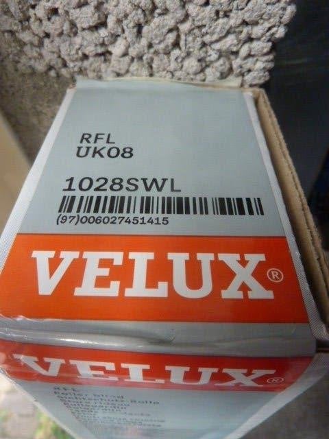 Nieuw Velux licht doorlatend gordijn / RFL UK08 ( 134x140 ), Rolgordijn, Wit, Nieuw, Ophalen of Verzenden