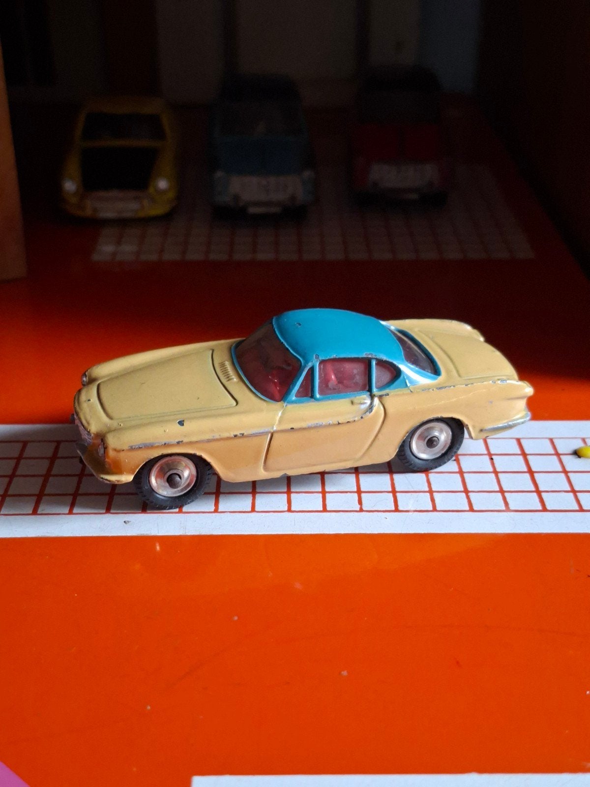 Corgi Toys Volvo P1800 -  overgeverfd model, Ophalen of Verzenden, Gebruikt, Auto, Corgi