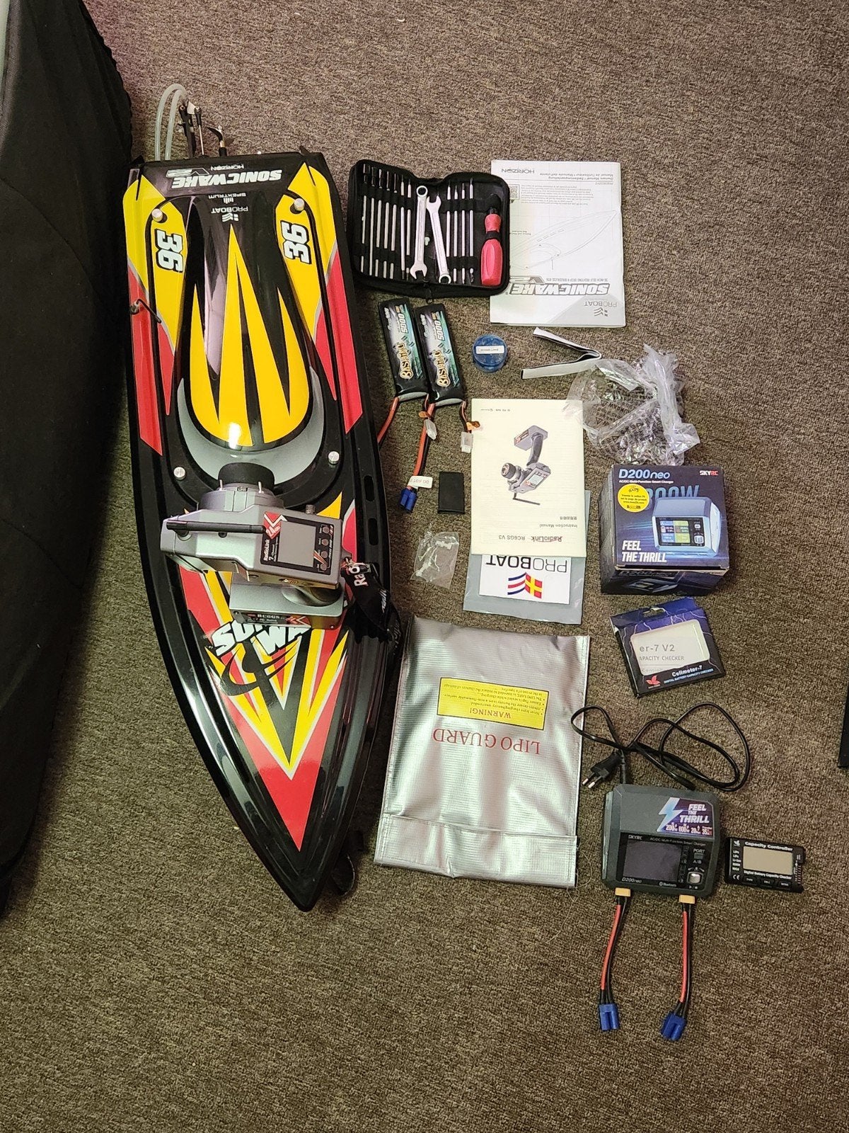 Sonicwake Pro Boat V2 - Zo goed als nieuw, compleet pakket, Hobby en Vrije tijd, Ophalen, Zo goed als nieuw, Overige merken