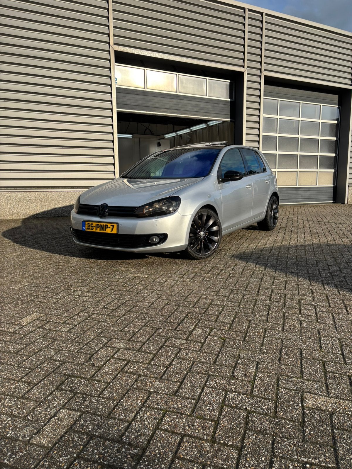 Volkswagen Golf 1.4 TSI Highline, 4 cilinders, Handgeschakeld, 1390 cc, 1300 kg