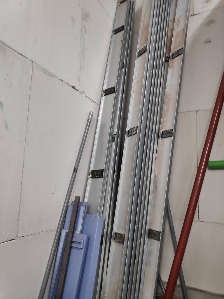 Schneider /Canalis railkokersysteem voor KSA, Doe-het-zelf en Verbouw, Elektra en Kabels, Ophalen, Zo goed als nieuw, Overige typen