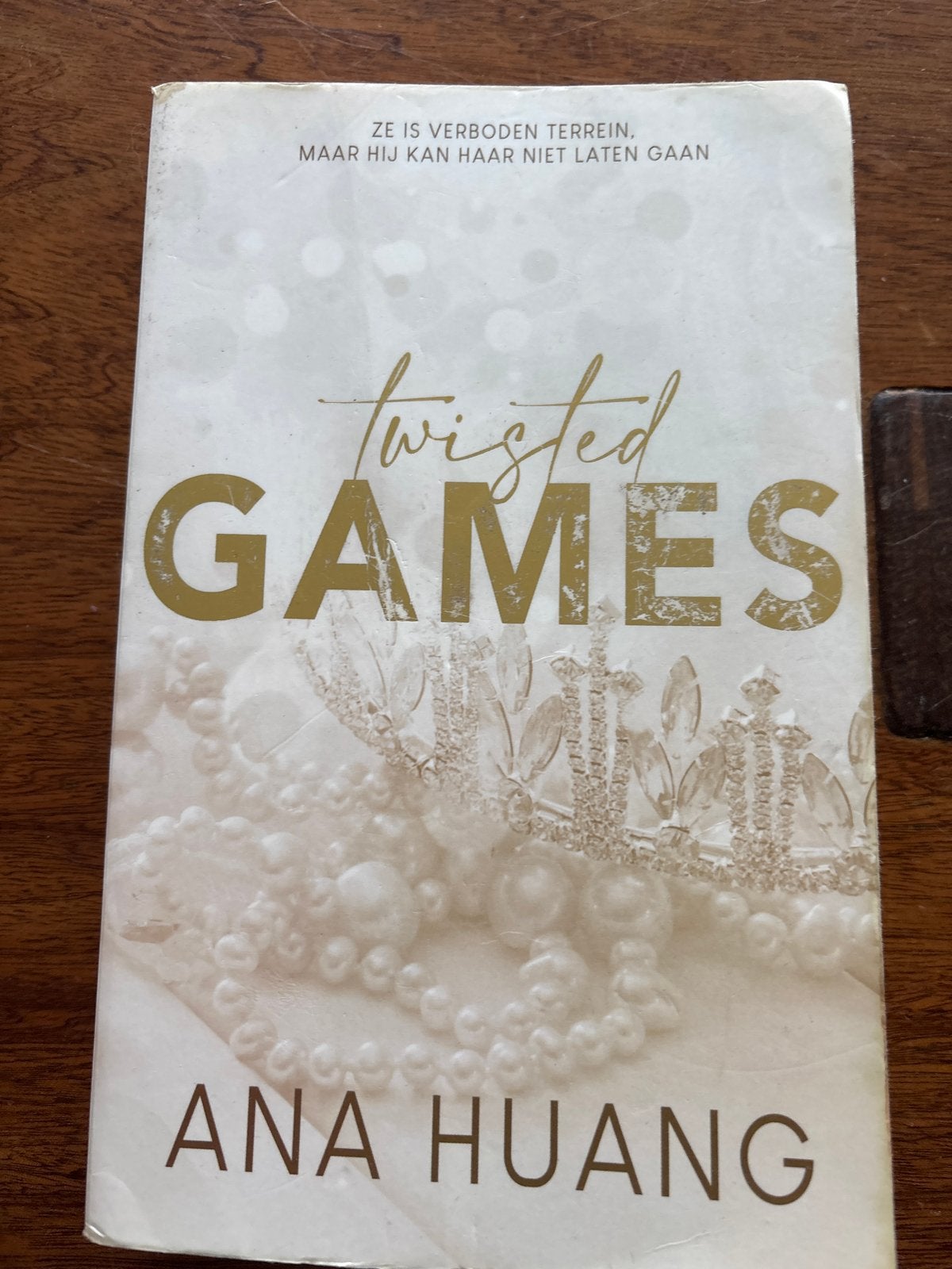 Twisted Games - Ana Huang (Roman), Boeken, Ophalen of Verzenden, Gelezen, Nederland