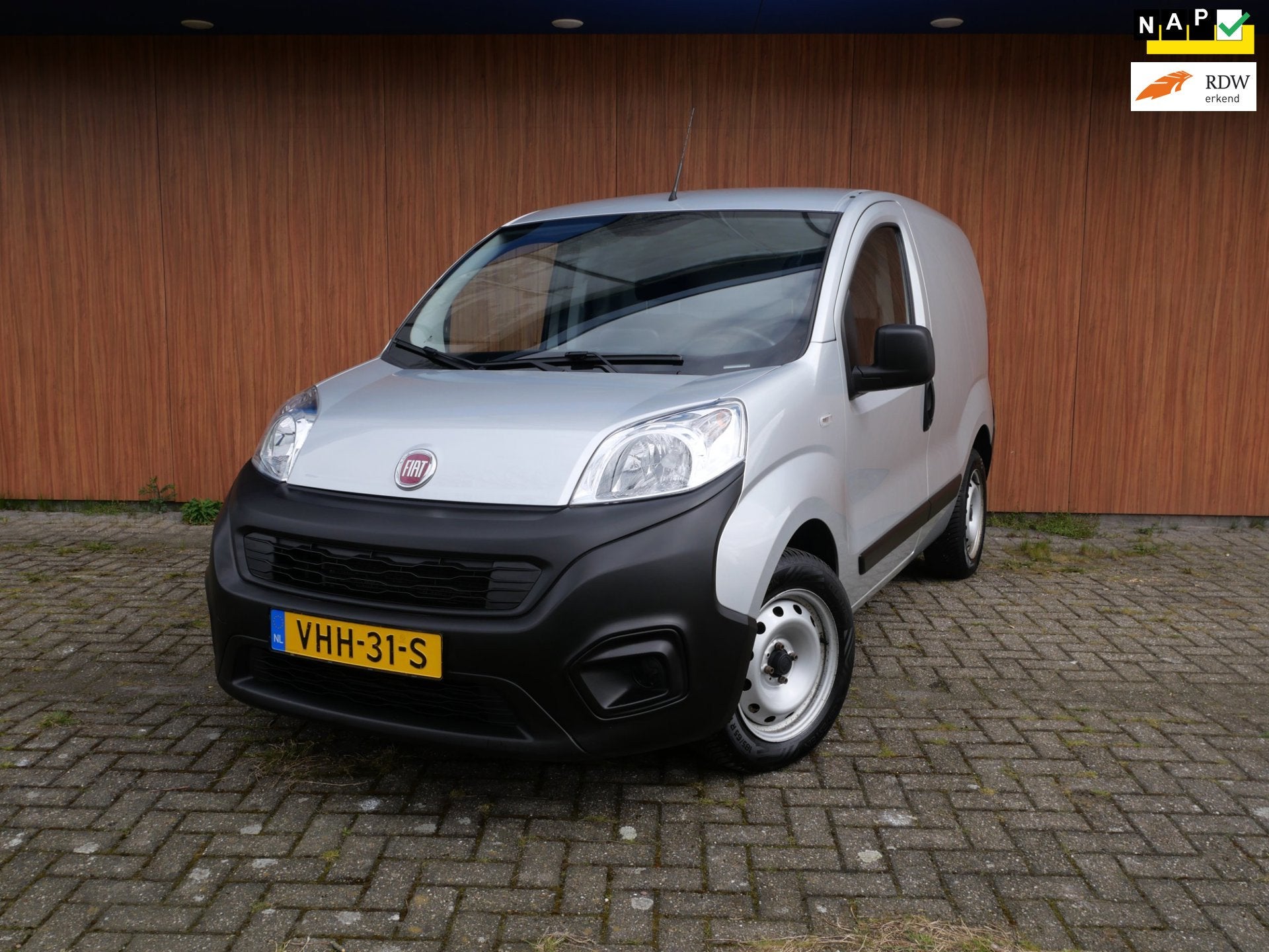 Fiat Fiorino 1.3 MJ Basis | prijs all in garantie&beurt, Voorwielaandrijving, Stof, Gebruikt, 400 kg