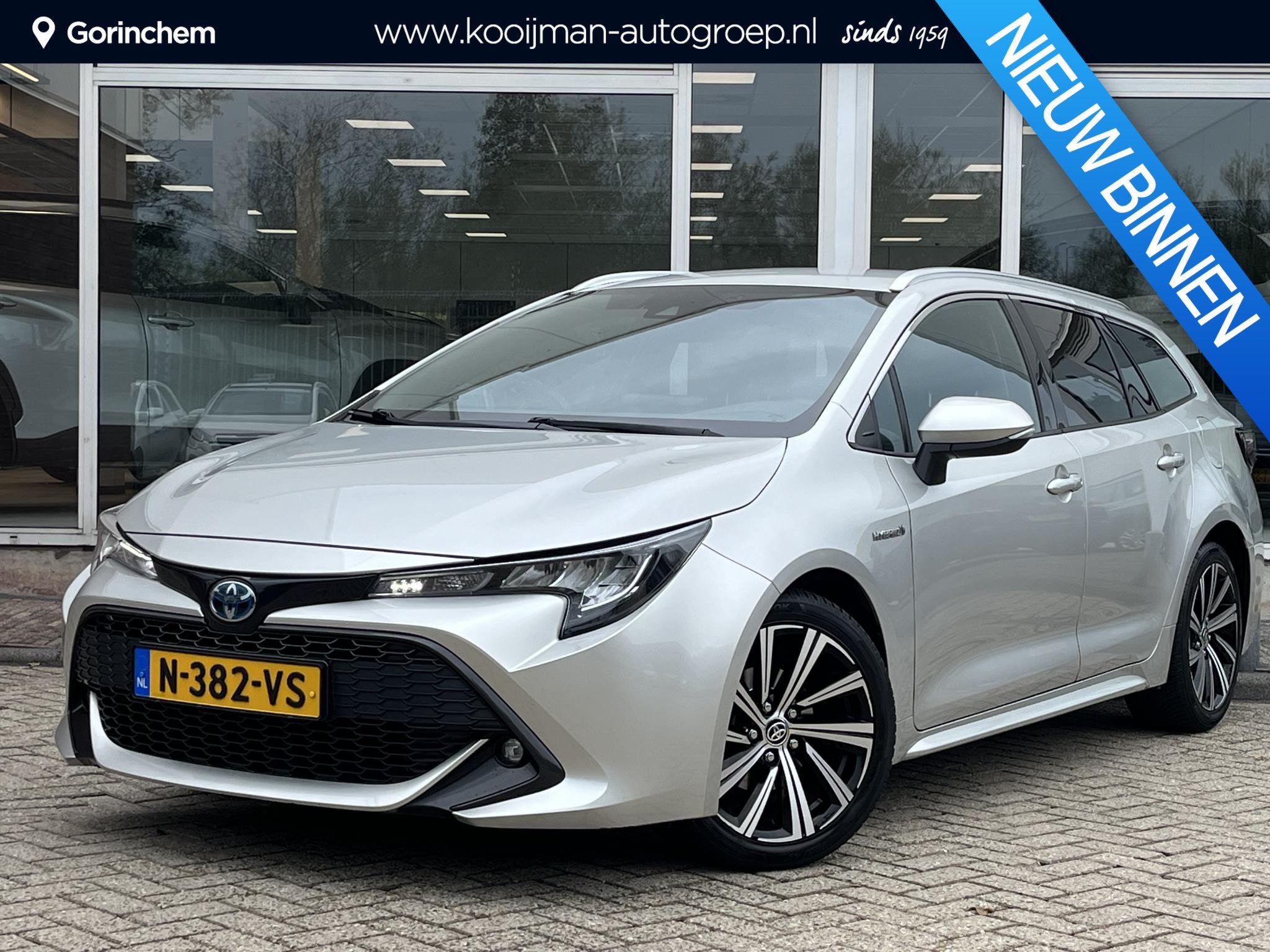 Toyota Corolla Touring Sports 1.8 Hybrid TeamNL l Dynamic l, Auto's, Toyota, 1345 kg, 450 kg, Gebruikt, 4 cilinders