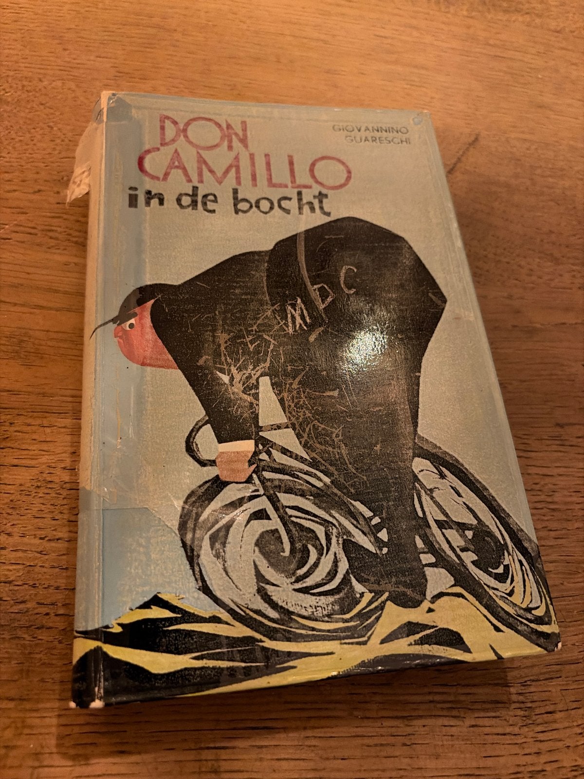 Vintage Don Camillo in de bocht - Giovannino Guareschi, Ophalen of Verzenden, Gelezen, Nederland