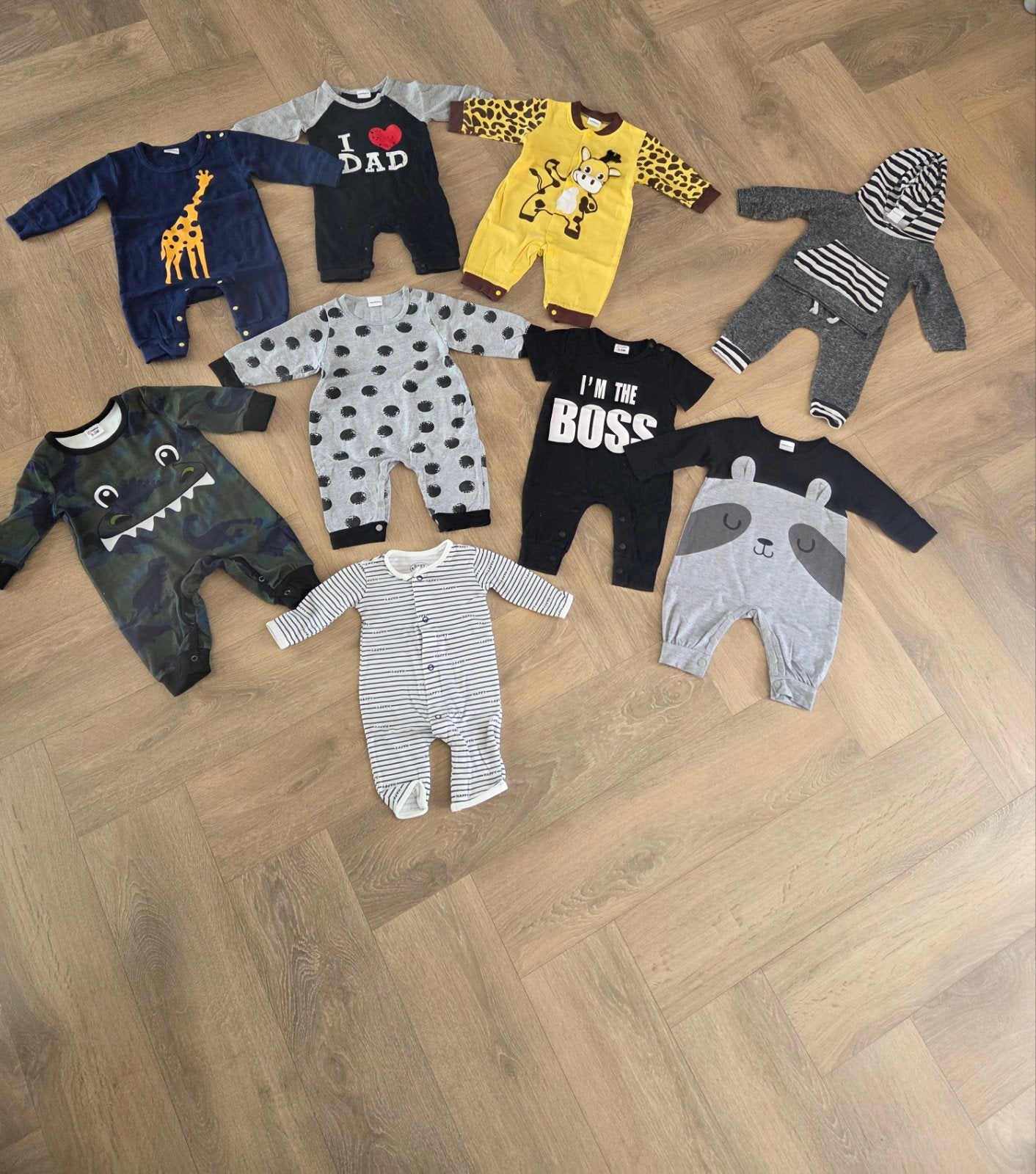 Kledingpakket met verschillende boxpakjes. 0-3 maanden, Ophalen of Verzenden, Gebruikt, Maat 62