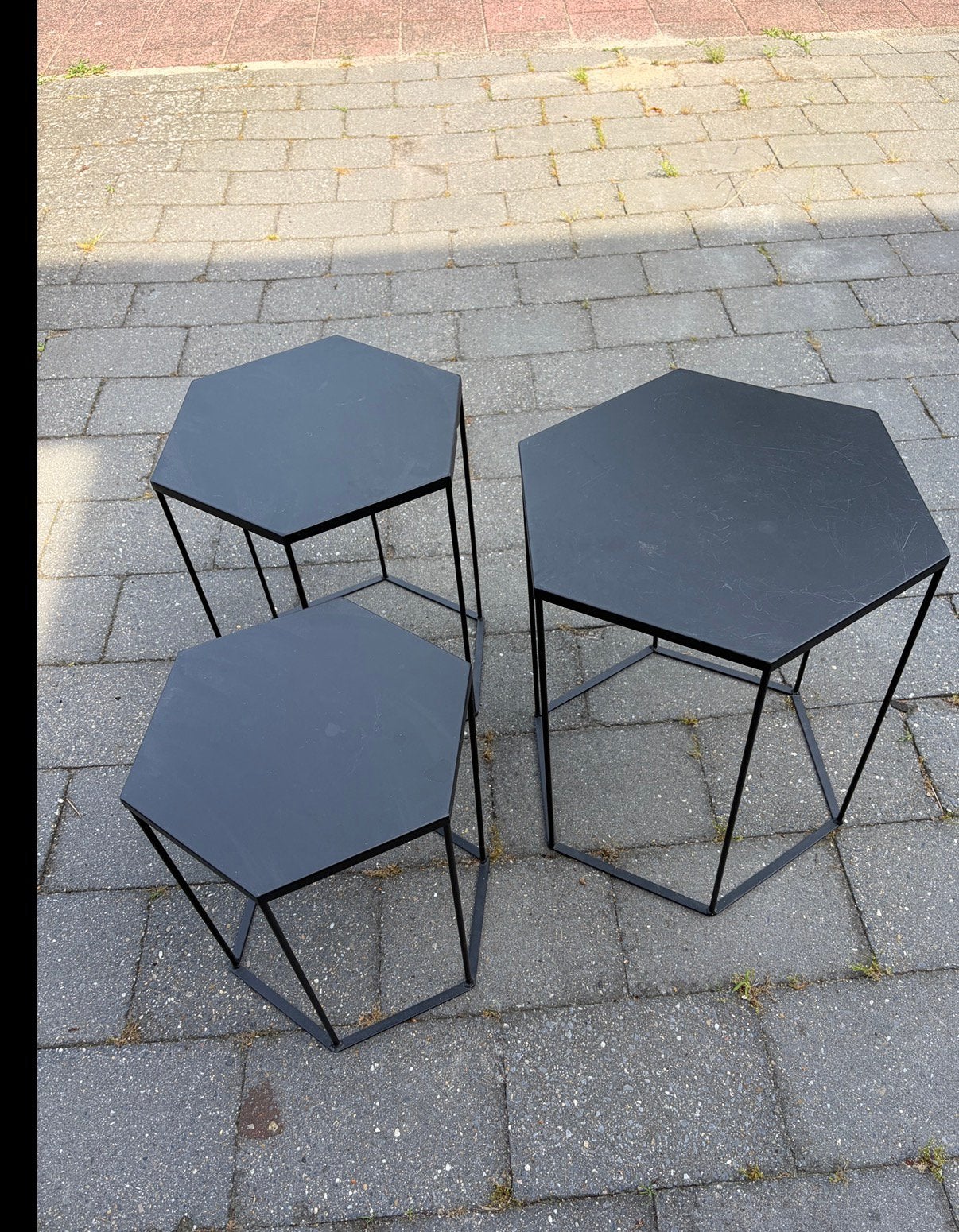 Set van 3 Hexagon Aluminium Tafels - Zwart, Huis en Inrichting, Tafels | Bijzettafels, Gebruikt, Overige vormen, Minder dan 45 cm