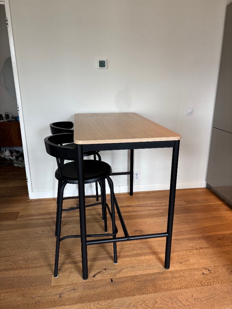 Ikea Tommaryd bartafel en Yngvar barkrukken (2x), Ophalen, Gebruikt