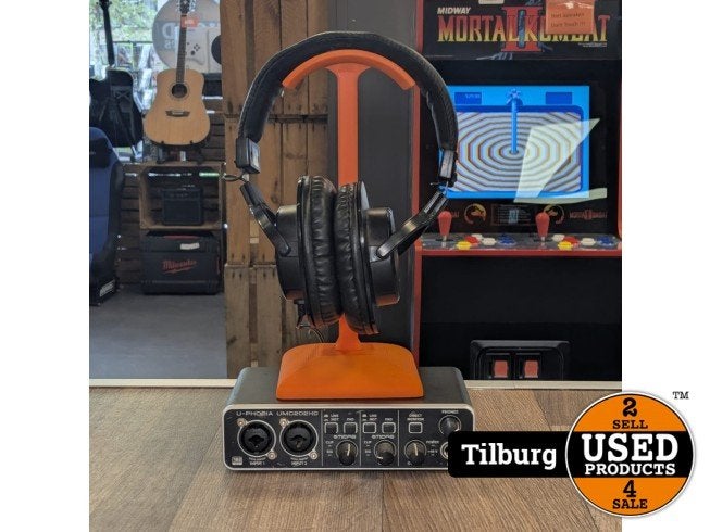 Behringer UMC202HD Audio Interface & Devine Pro 2000, Behringer, Zo goed als nieuw, Support@behringer.com, Behringer (Music Tribe)
MusikhausstraÃŸe 1
94060 Pocking
Germany