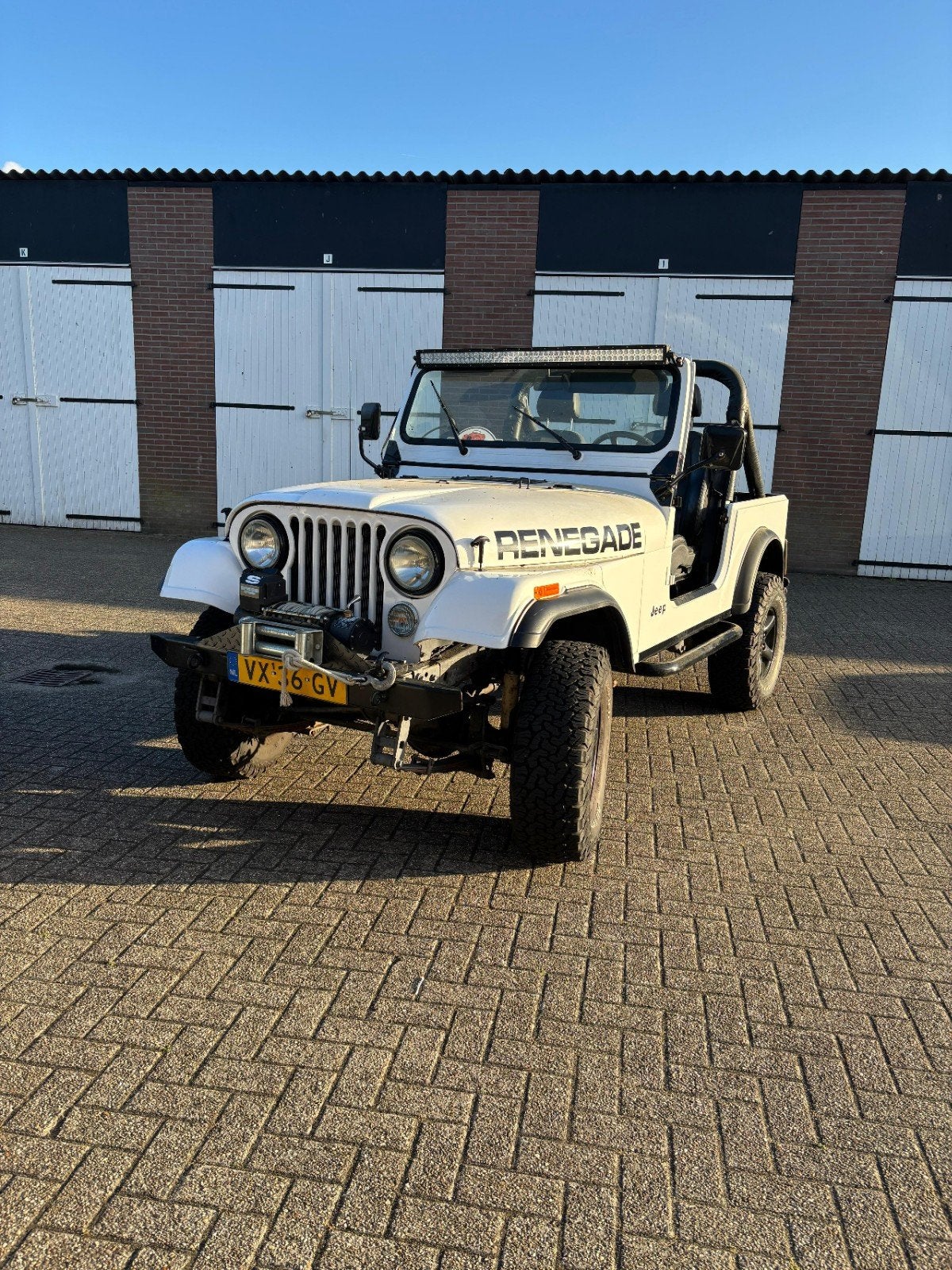Jeep Wrangler Laredo Comm 4WD 1993 Wit, Auto's, Jeep, Particulier, Benzine, Overige carrosserieën, Handgeschakeld, Origineel Nederlands