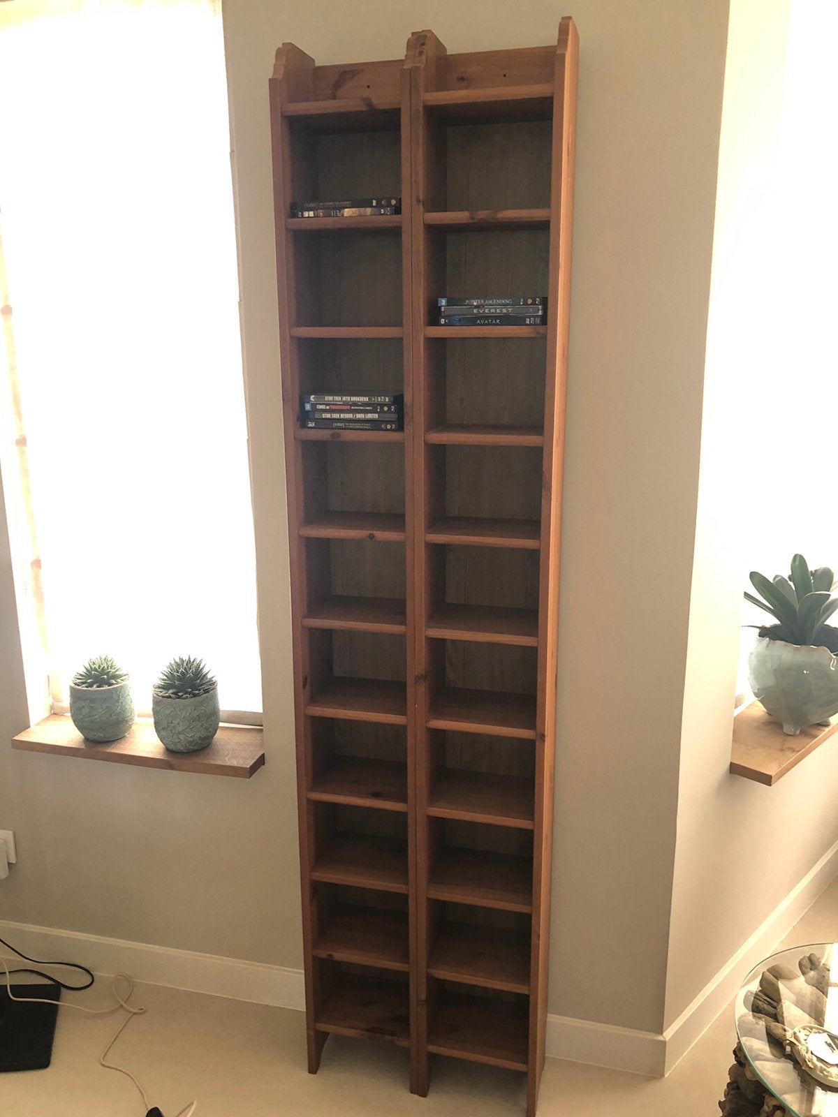 Te koop 2 Ikea Cd/DvD kasten 198 hoog, 23,5 breed, Huis en Inrichting, Woonaccessoires | Cd- en Dvd-rekken, Ophalen, 150 discs of meer