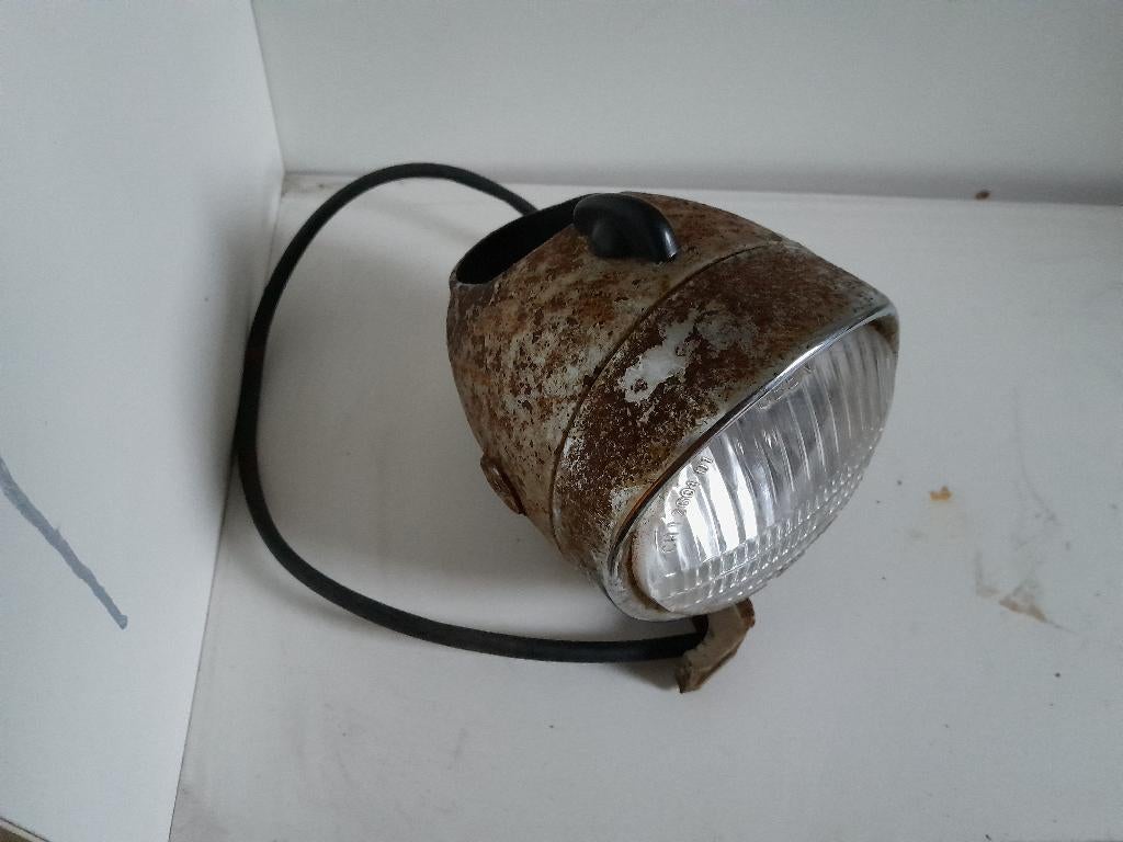 Puch Maxi Ei koplamp roestig met schakel en drukknop, Ophalen, Gebruikt, Koplamp