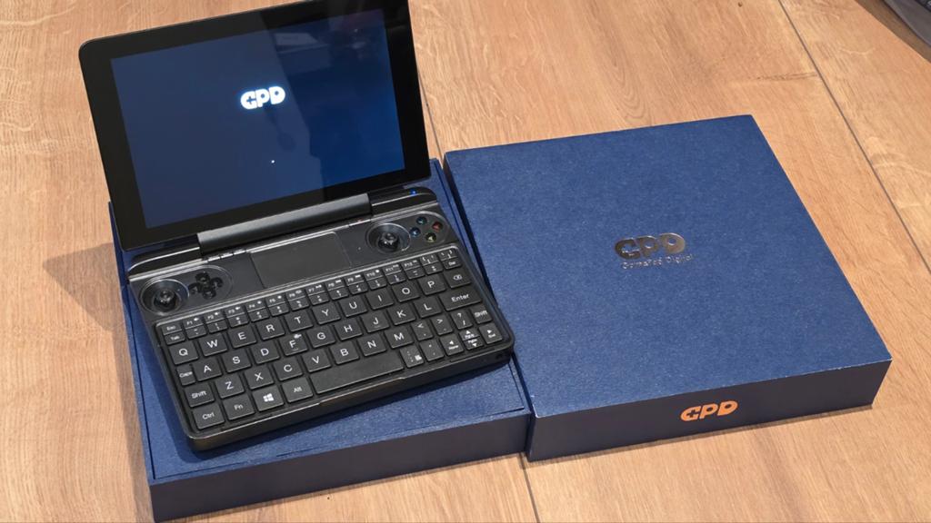 GPD WIN Max   mini Laptop - i5-1035G7, 16GB RAM, 500GB SSD, Ophalen of Verzenden