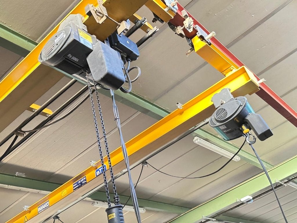 Onderhangkraan 1000 Kg. met Verlinde takel elektr. rijden, Doe-het-zelf en Verbouw, Lieren en Takels, Ophalen of Verzenden, Gebruikt