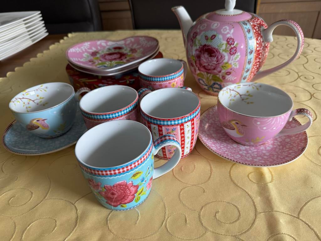 Pip theeservies, Ophalen, Gebruikt, Overige stijlen, Porselein