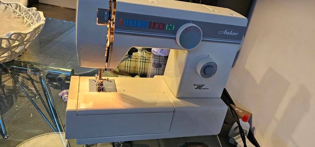 ANKER STRETCH NAAIMACHINE met stofkap en boekje, Ophalen, Gebruikt, Naaimachine, Overige merken