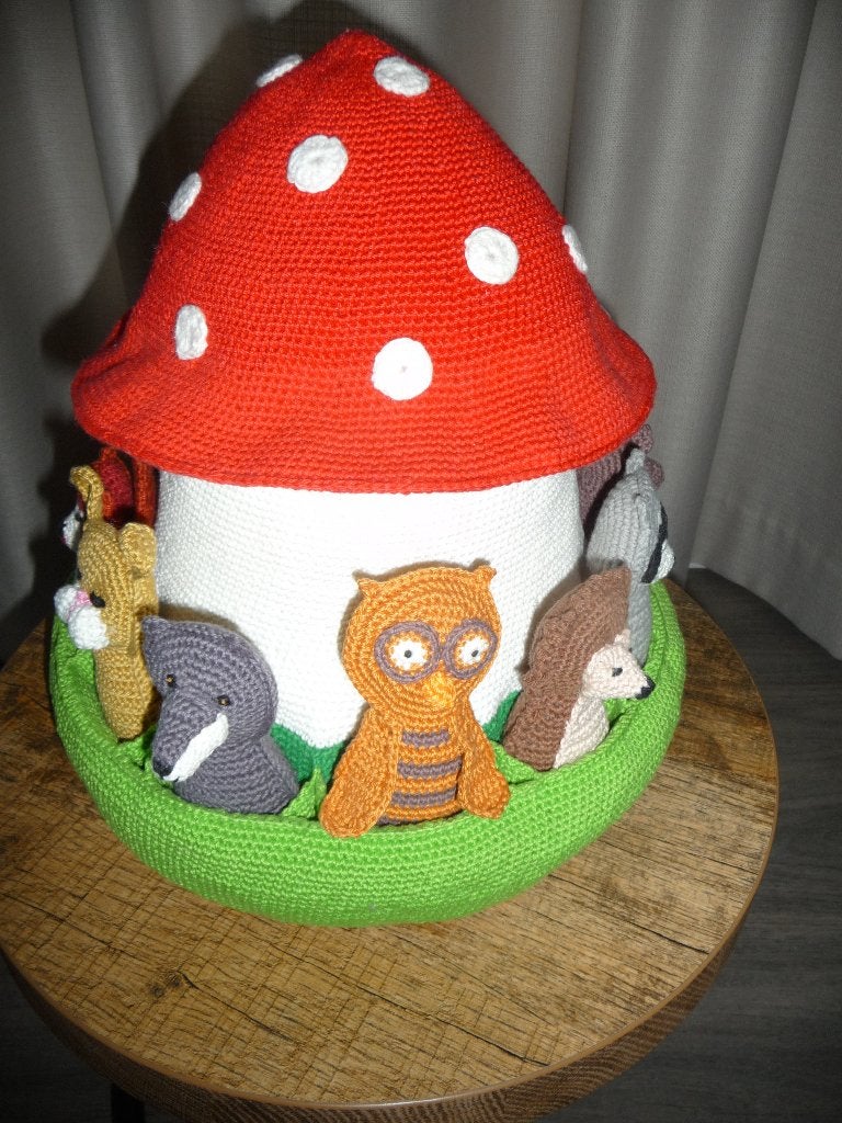 gehaakte paddenstoel met bosdieren, Overige typen, Nieuw, Ophalen of Verzenden, Meerkleurig