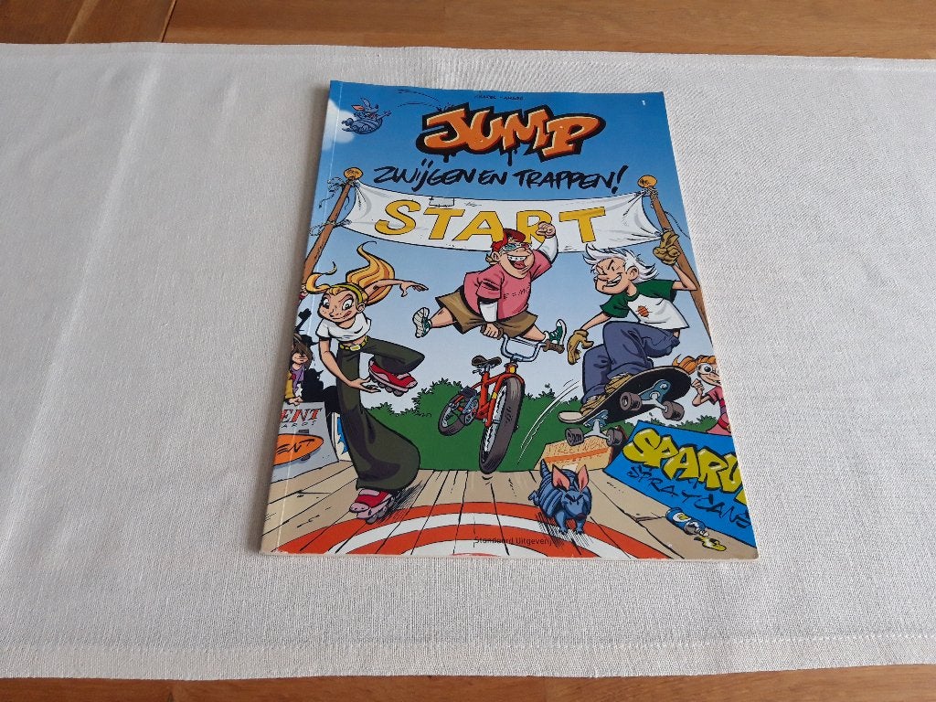 Jump 1 - Zwijgen en trappen, Eén stripboek, Ophalen of Verzenden, Gelezen