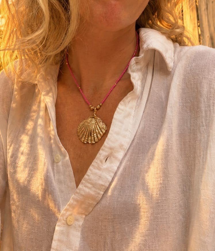 Prachtige statementketting met gouden schelp, Sieraden, Tassen en Uiterlijk, Verzenden, Nieuw, Goud, Overige materialen