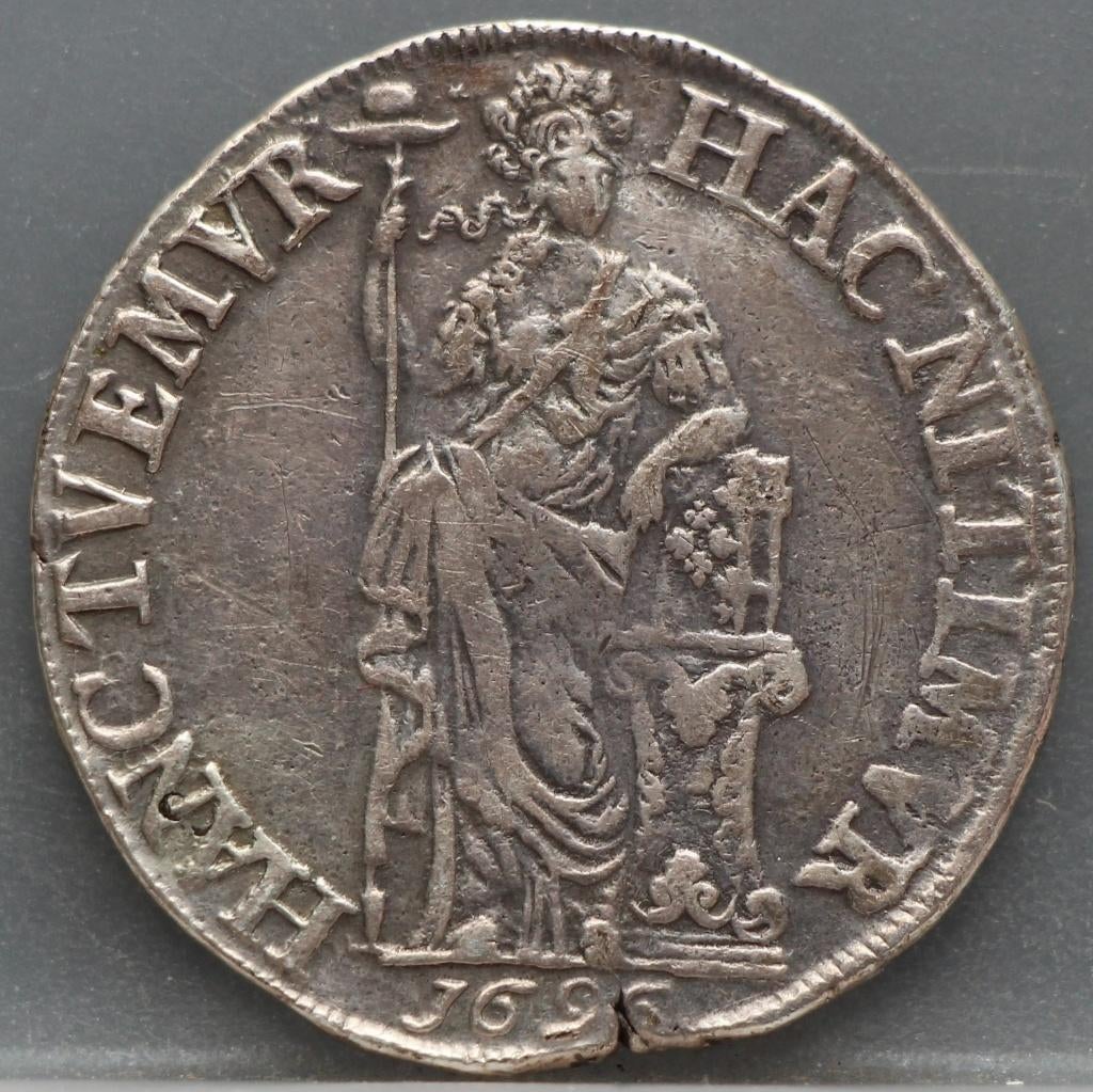 1/2 3 Gulden 1696 – halve 3 gulden 1696 Friesland, Postzegels en Munten, Munten | Nederland, Vóór koninkrijk, Verzenden, Zilver