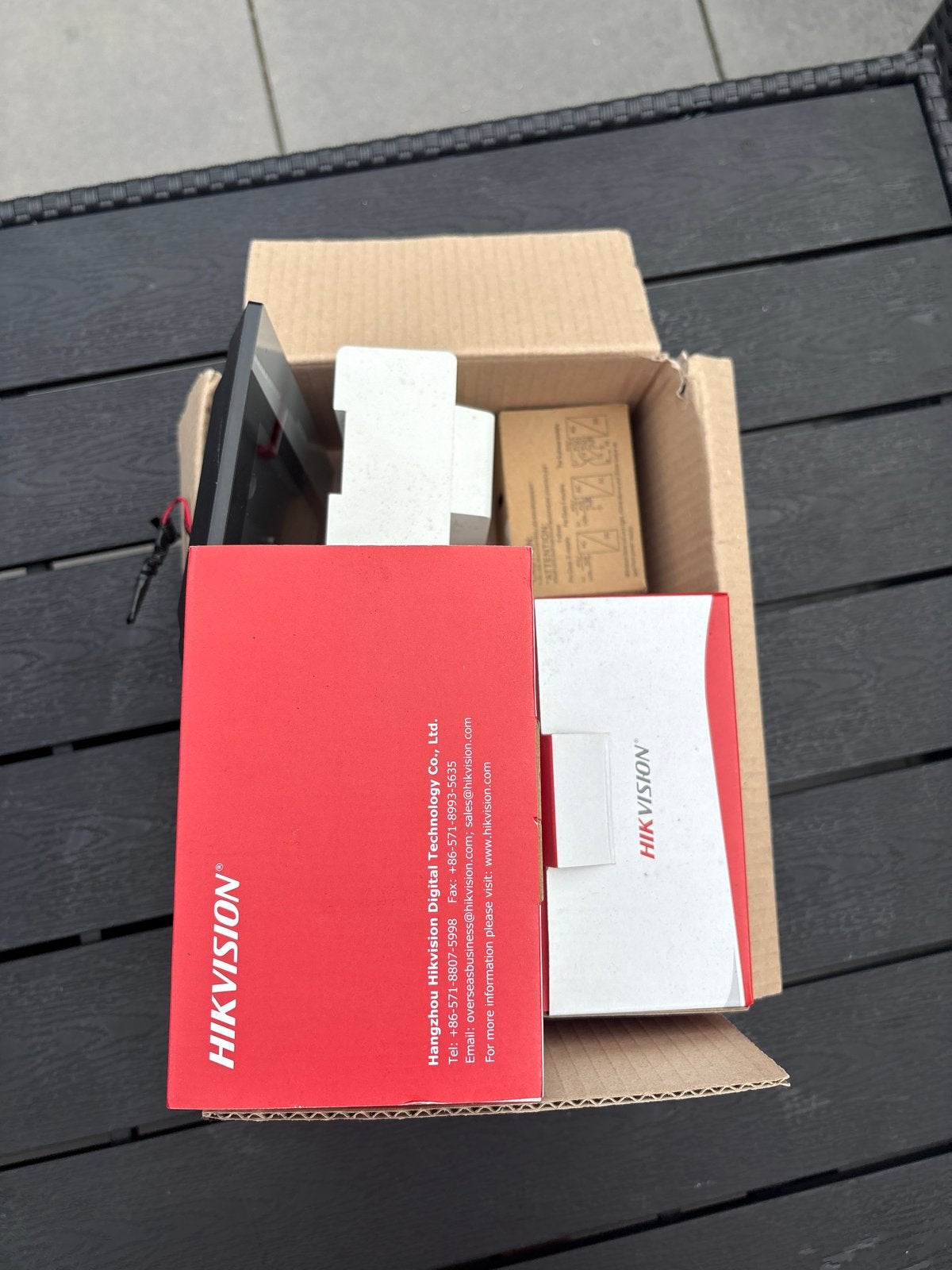 Hikvision Video Intercom Systeem (DS-KH6320-WTE2, DS-KD8003Y, Computers en Software, Antivirus- en Beveiligingssoftware, Ophalen