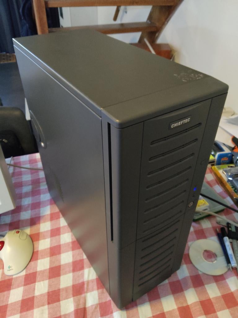 Dual Xeon 2.8GHz (s. 604) workstation (+gratis zonnepanelen), Ophalen, Asus