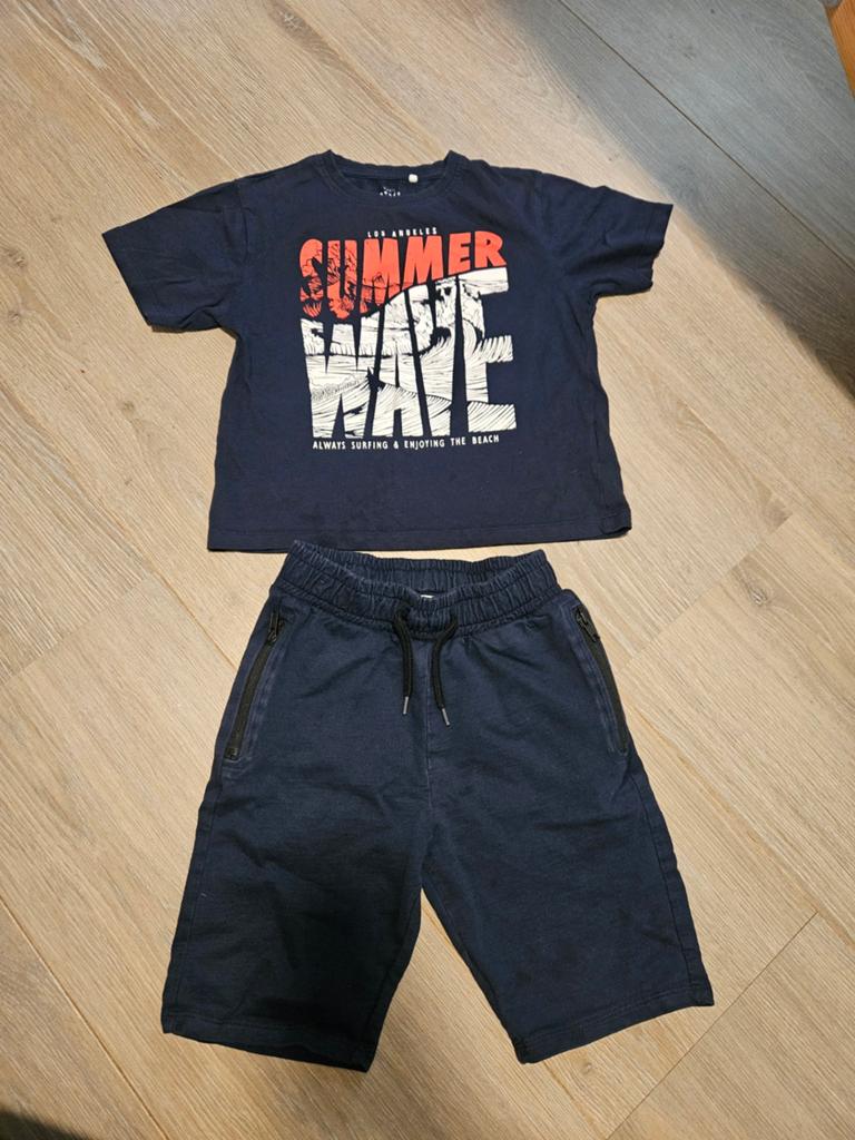 Short + tshirt maat128, Kinderen en Baby's, Kinderkleding | Maat 128, Ophalen of Verzenden, Zo goed als nieuw, Setje, Jongen
