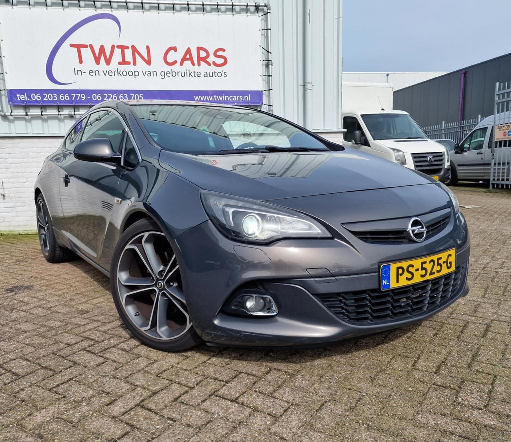Opel Astra GTC 2.0 CDTi BiTurbo Navi Xenon Airco, Euro 5, 4 cilinders, Bedrijf, 168 €/maand