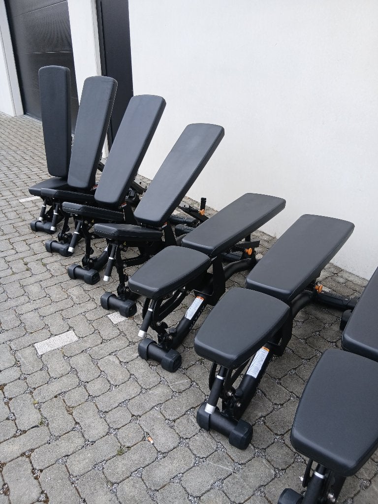 Matrix Adjustable bench, Ophalen, Gebruikt, Buik, Fitnessbank
