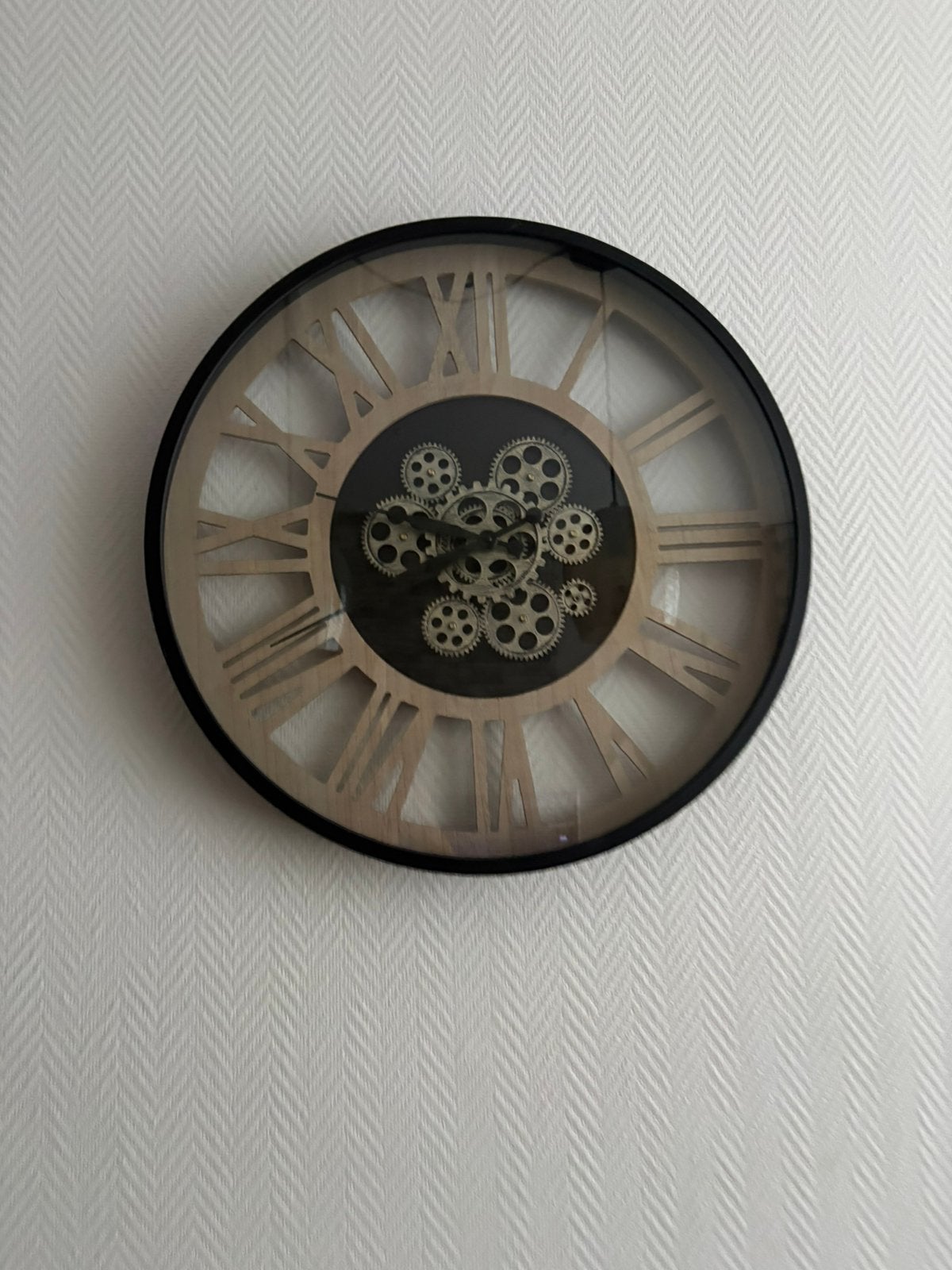 Wandklok kwantum, Huis en Inrichting, Ophalen, Zo goed als nieuw, Wandklok