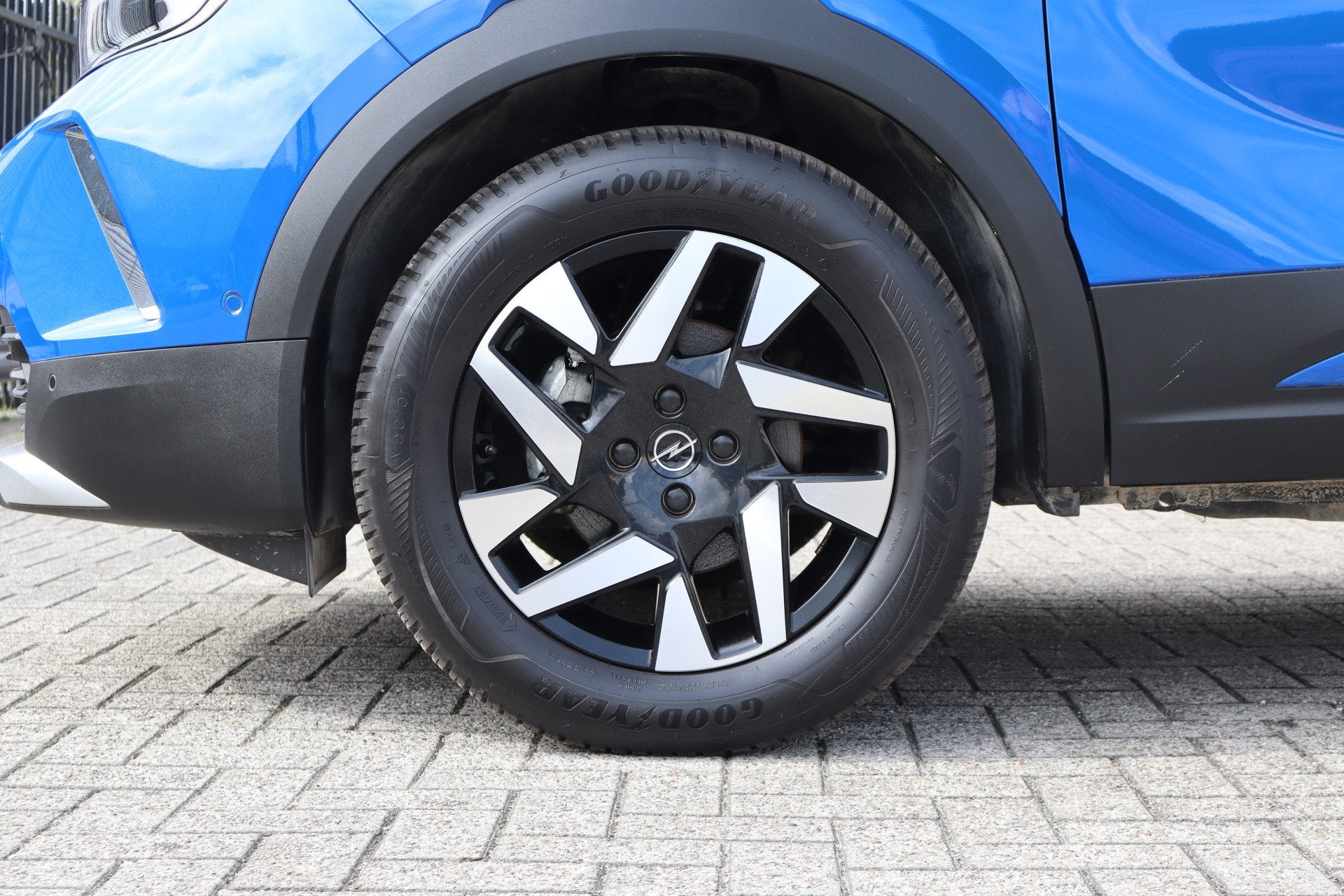 Foto 4 van Opel Mokka 1.2 Turbo GS Line Stoelverwarming/Lane assist/Stu