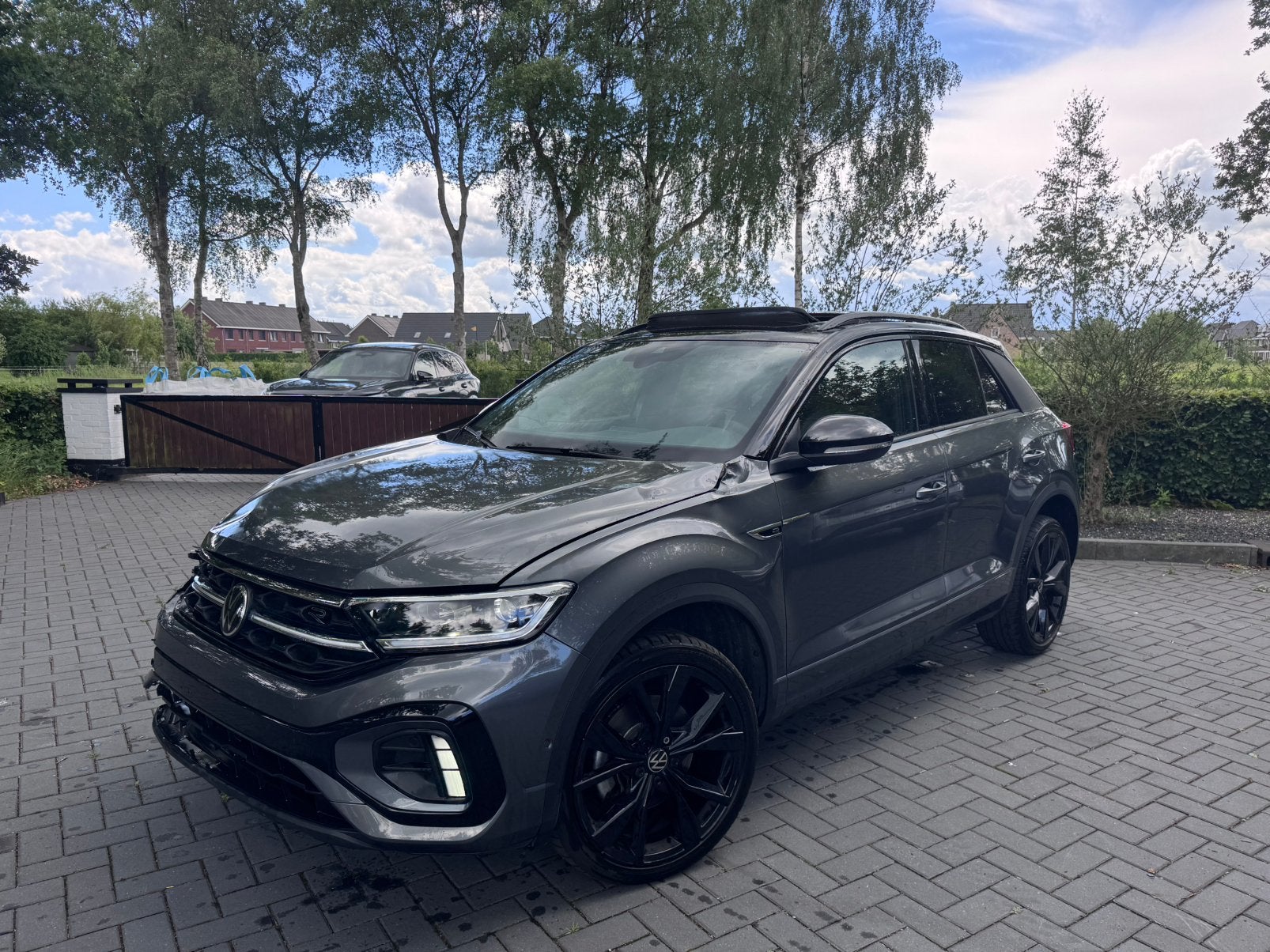 Volkswagen T-Roc 1.5TSI DSG 3x R-Line PANO|Trekhaak|2026 VOL, Munchen, 1498 cc, Volkswagen, SUV of Terreinwagen