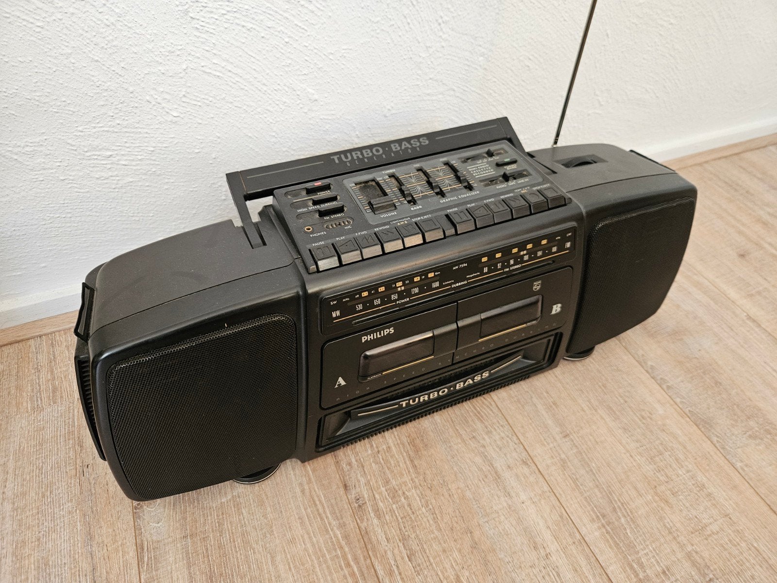 Philips Turbo Bass Boombox met dubbel cassettedeck, Ophalen of Verzenden, Gebruikt, Radio