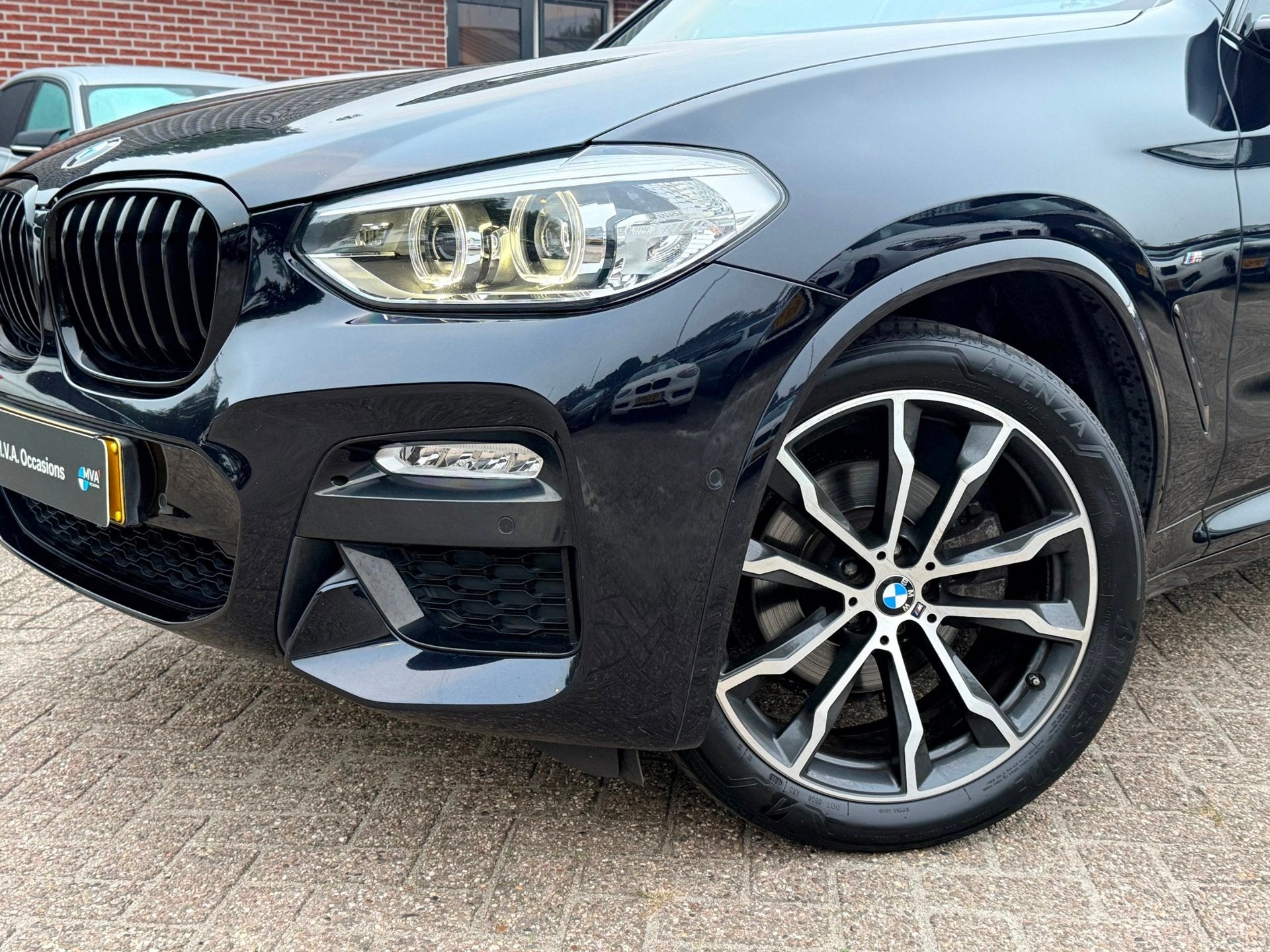 Foto 3 van BMW X3 XDrive20i High Executive M Sport|Panorama dak|Head Up