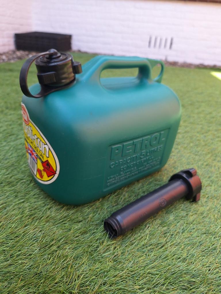 5 Liter Reserve Brandstof Tankje, Ophalen of Verzenden, Nieuw, Motor en Techniek