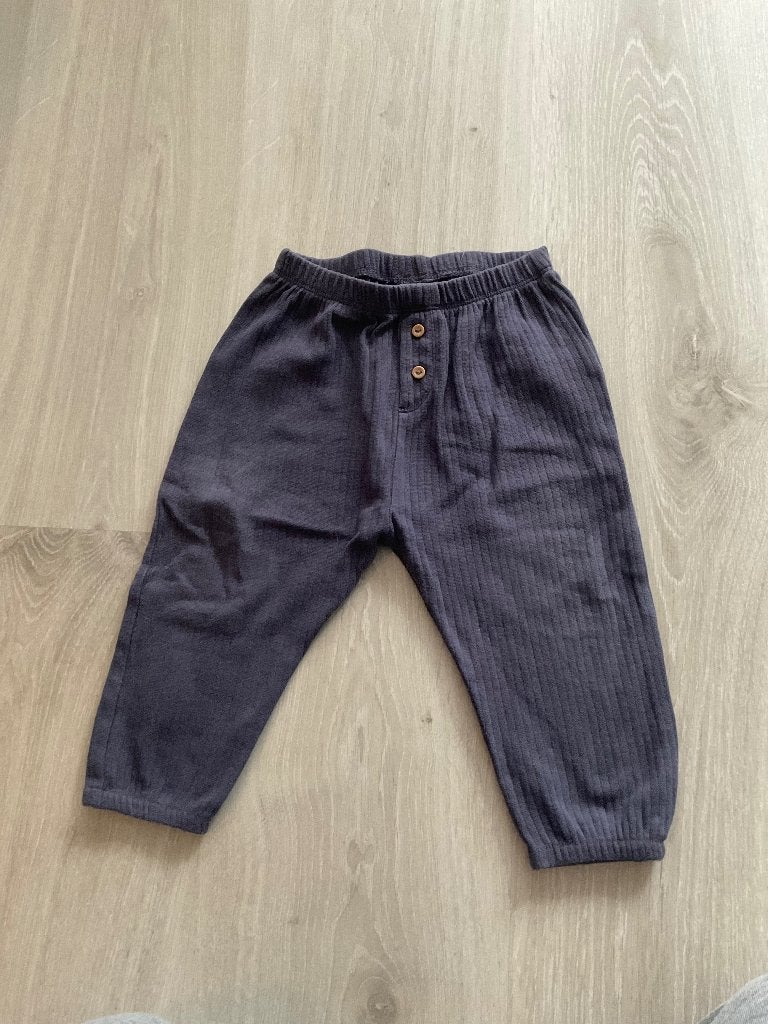 Broekje, Broekje, Ophalen of Verzenden, Zo goed als nieuw, Hema
