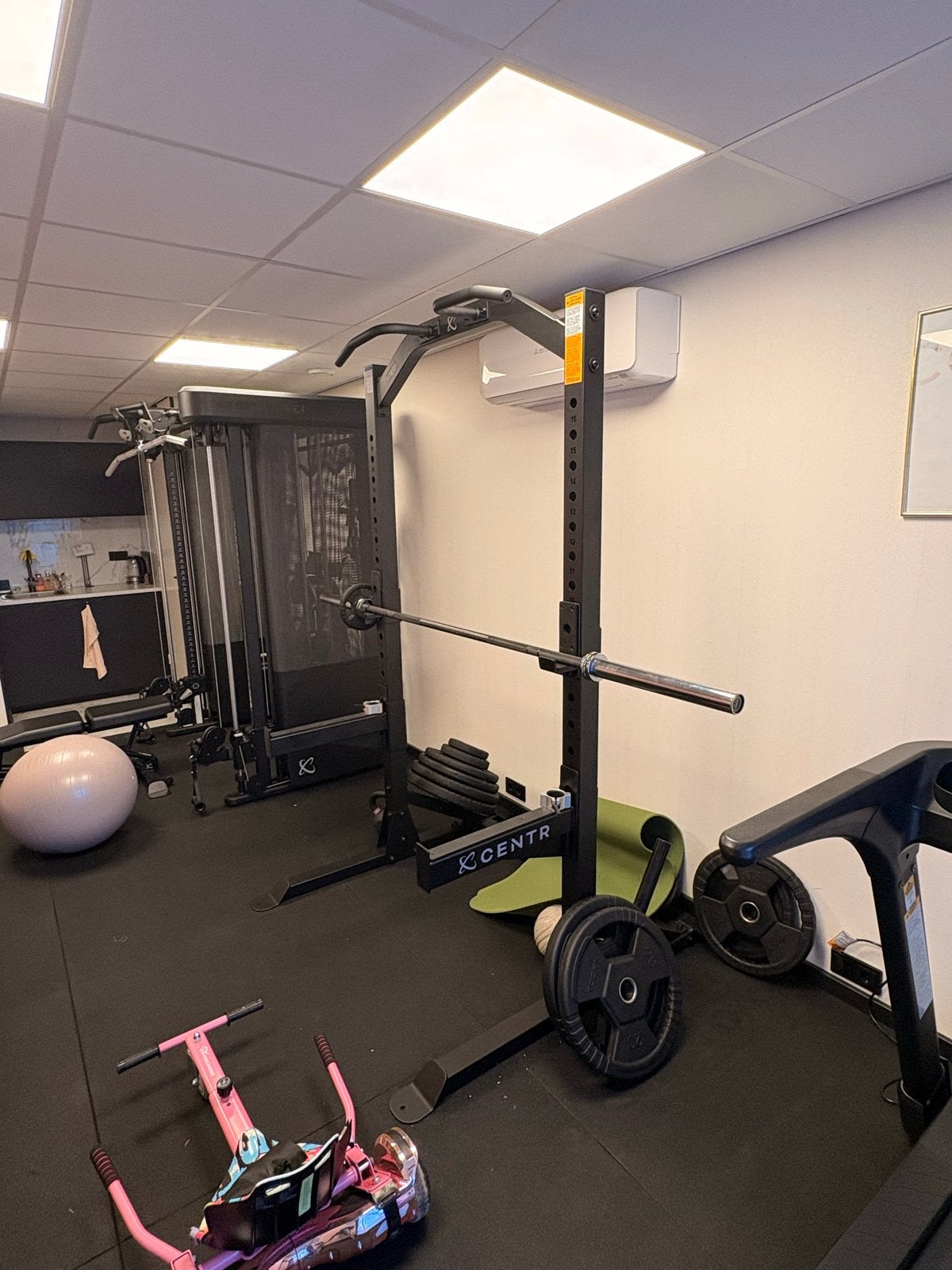 Centr Half Rack squat Rack met Toorx Barbell, nieuw nieuw, Ophalen, Zo goed als nieuw, Armen, Halterstangen