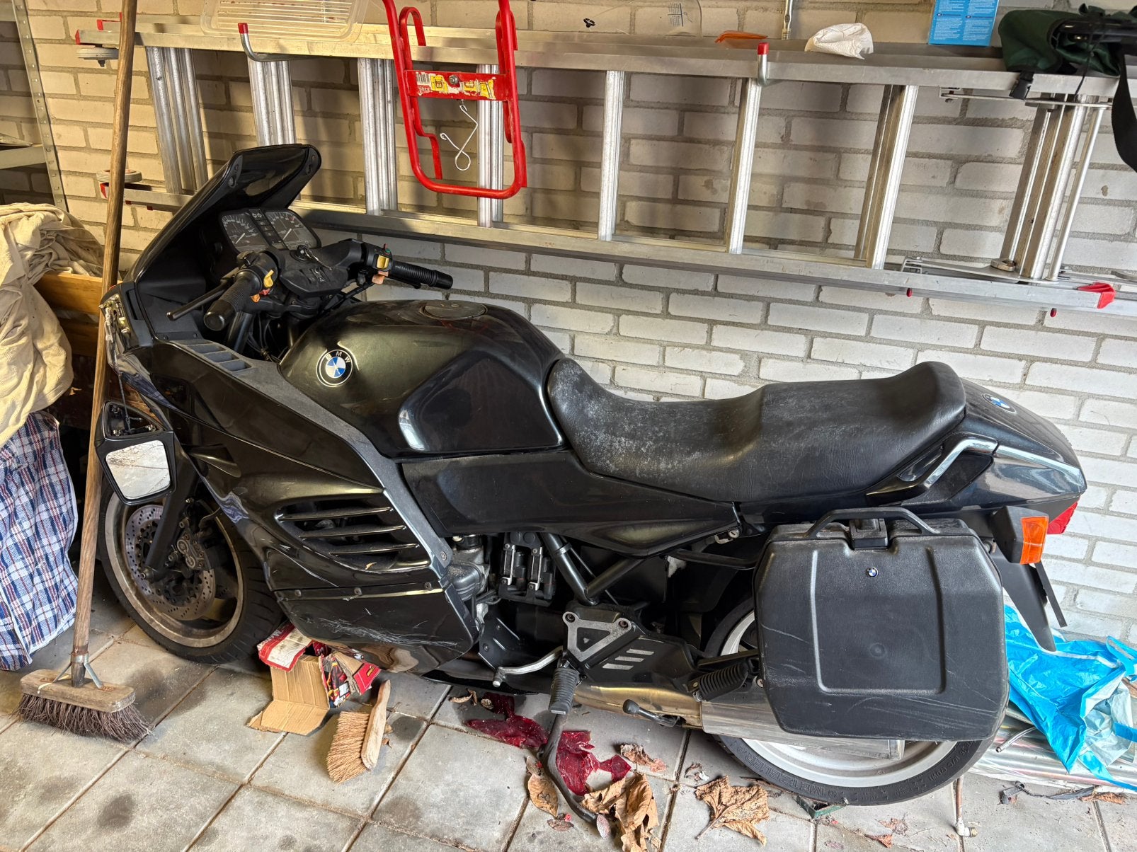 Garagevondst BMW K1100 RS, Motoren, 4 cilinders, Gebruikt, Particulier, Meer dan 35 kW