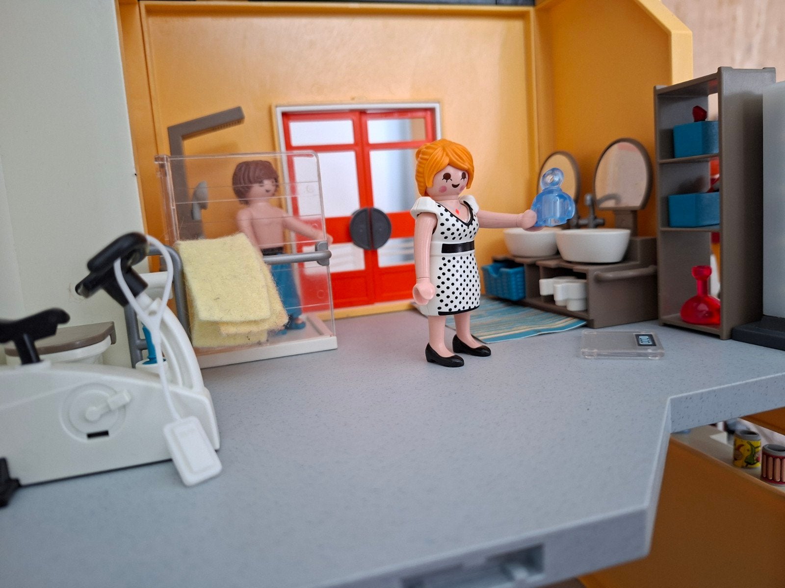 PLAYMOBIL 9268 – BADKAMER CITY LIFE, Kinderen en Baby's, Complete set, Overige typen, Ophalen of Verzenden, Zo goed als nieuw
