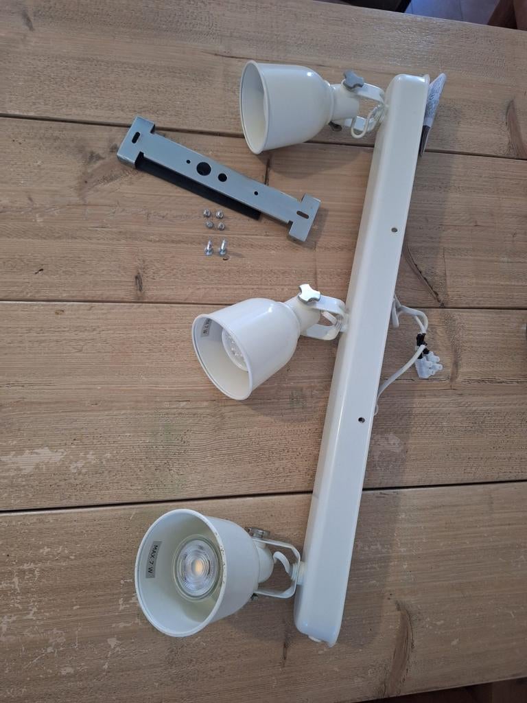 Ikea Hektar Plafondlamp incl dimbare spots, Huis en Inrichting, Lampen | Spots, Ophalen, Zo goed als nieuw, Metaal of Aluminium