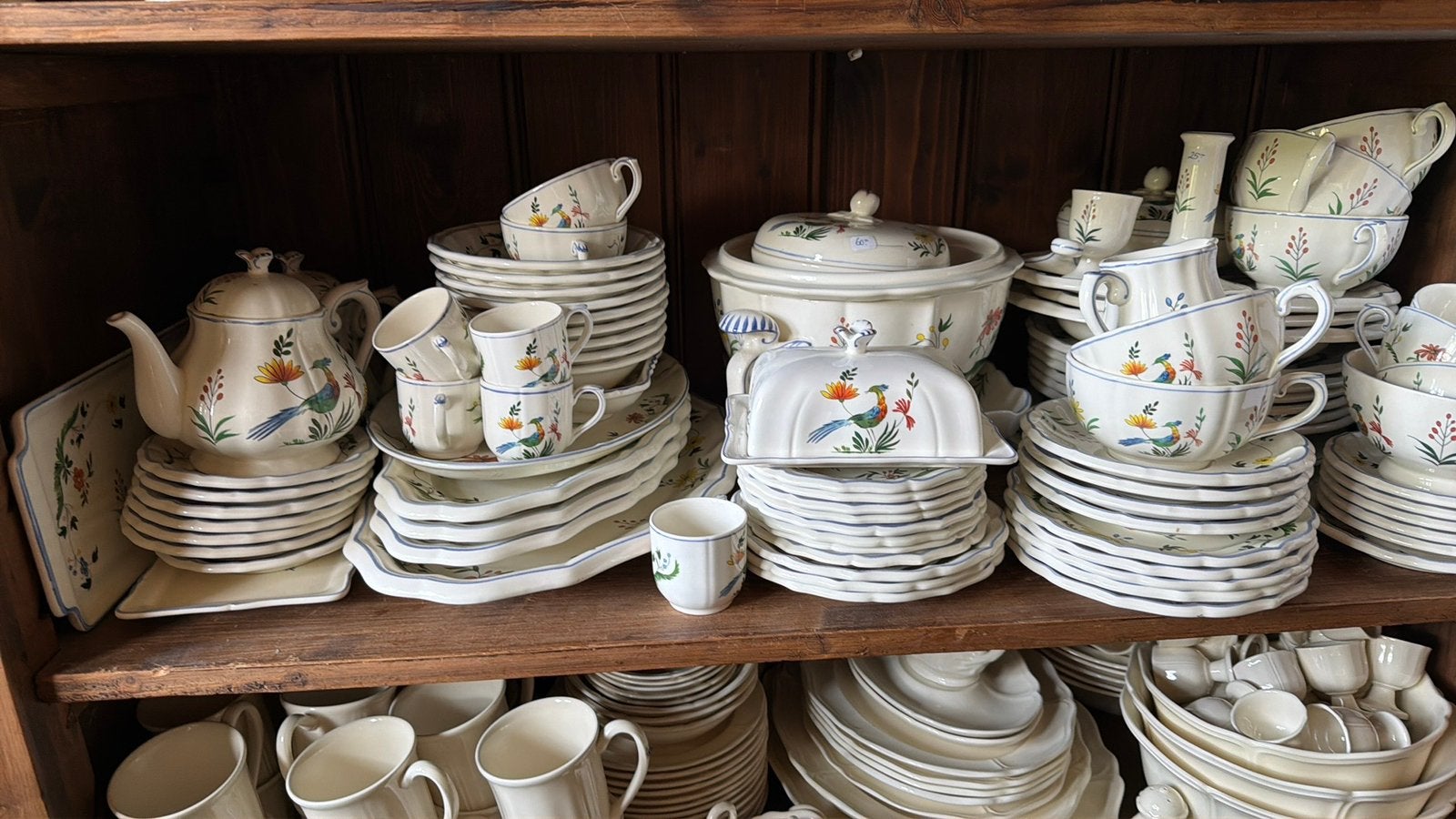 Foto 3 van Wedgwood, Gien, Brookshire SCHUURVERKOOP OP NIVEAU 2026