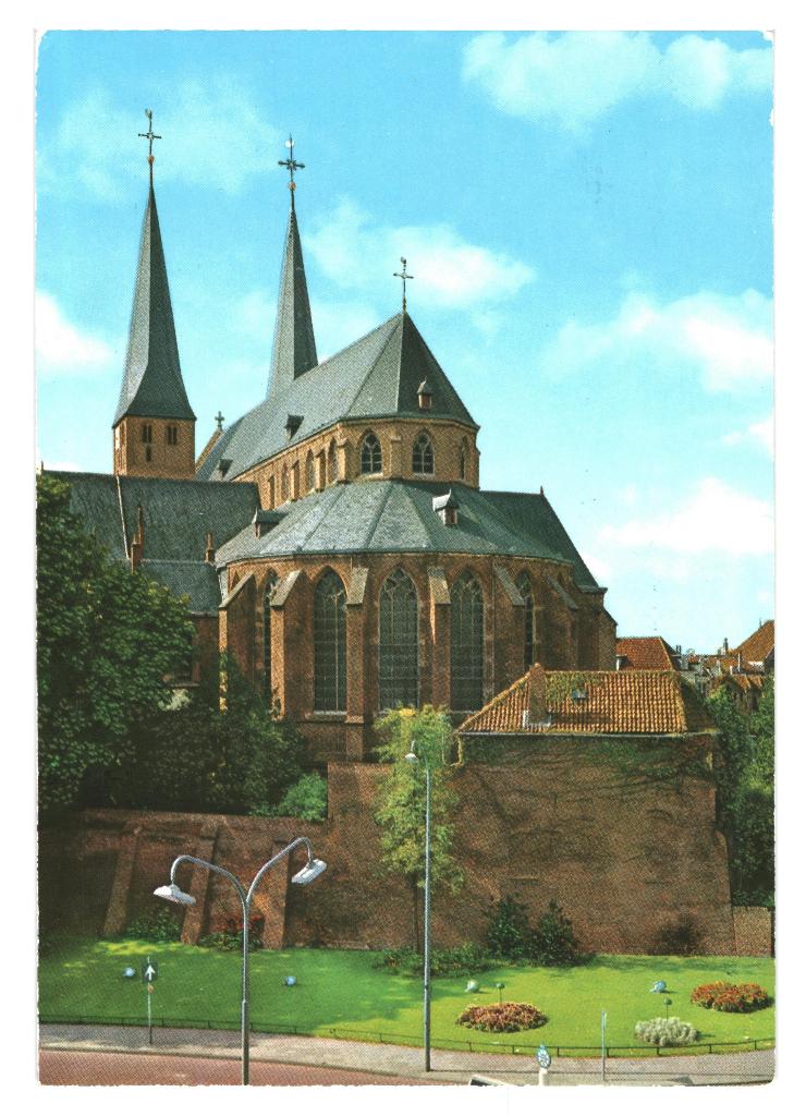 988094 Deventer Ov 80+ Berg Kerk Gelopen met postzegel, Ophalen of Verzenden, 1980 tot heden, Gelopen, Overijssel