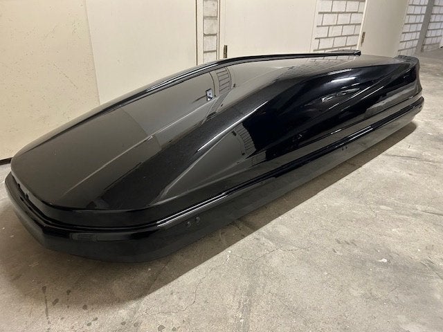 Dakkoffer Thule Touring 600 Black Glossy, Auto diversen, Ophalen, Zo goed als nieuw