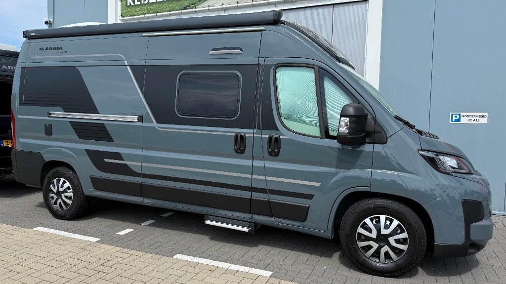 Adria Twin Supreme 600SPB, 2026, Aut; 180PK AIRCO; Busbiker, Automaat, Fiat, Tot en met 2, Bedrijf