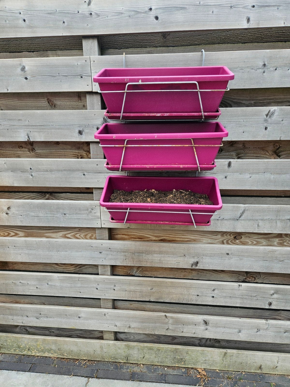3 roze Elho bloembakken met ophangsysteem, Ophalen, Kunststof, Gebruikt, Minder dan 30 cm