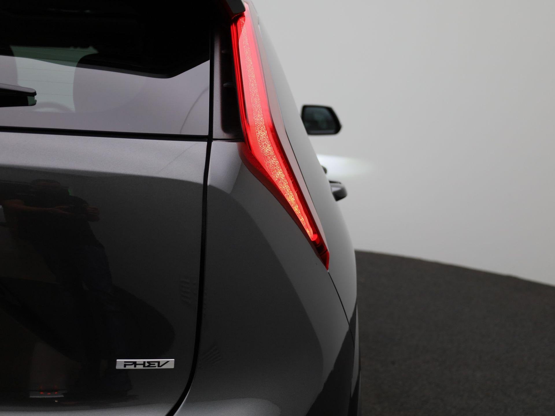 Foto 51 van Kia Niro 1.6 GDi PHEV DynamicPlusLine | Navi | Camera | Elec